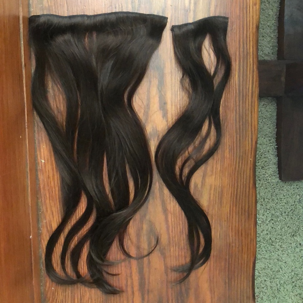 Clip in hair extensions NEVER been worn
